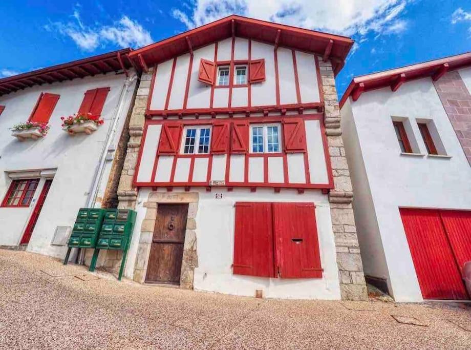 Belle Maison Basque 12 Personnes يورونْيِ المظهر الخارجي الصورة