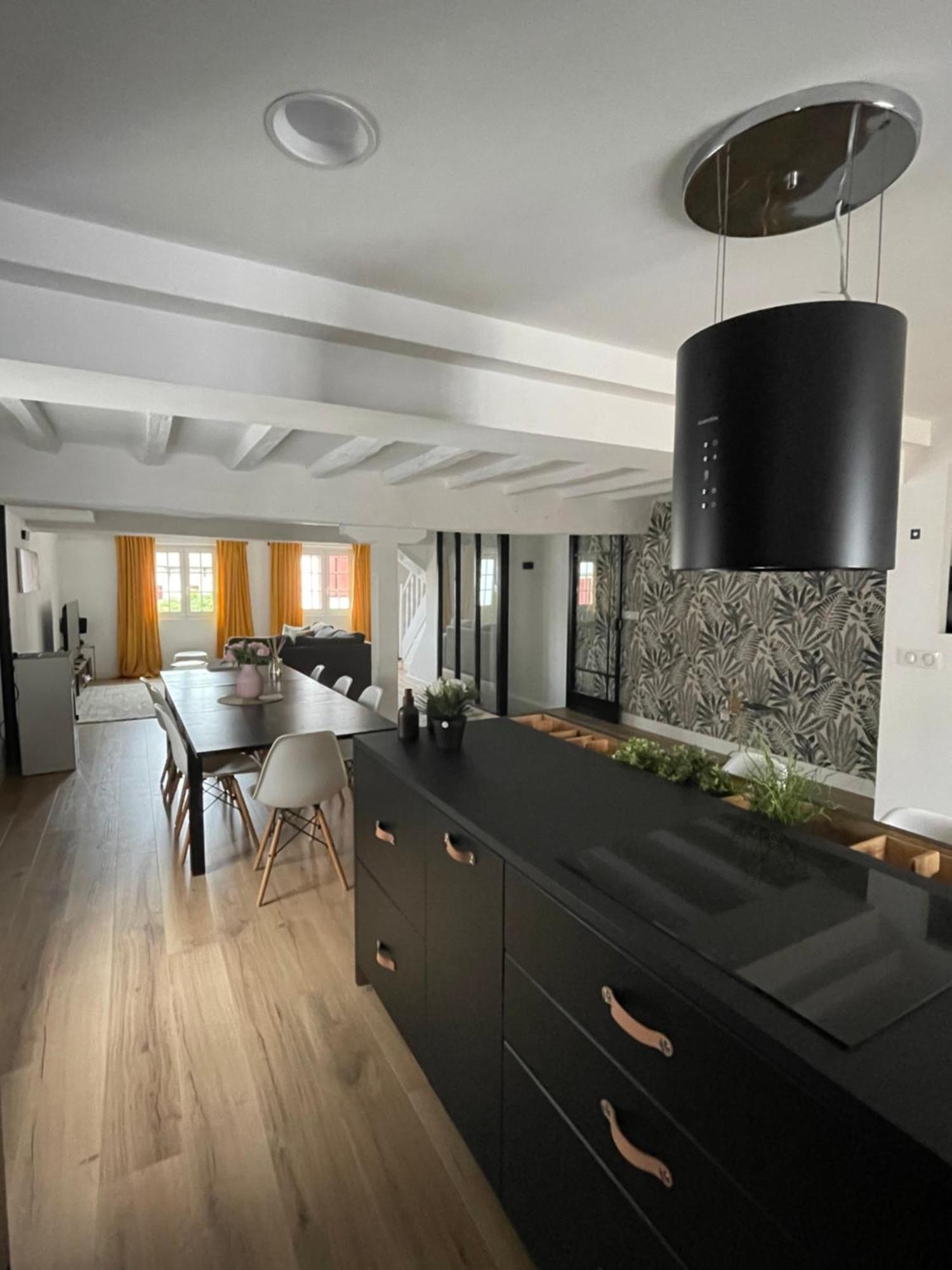 Belle Maison Basque 12 Personnes يورونْيِ المظهر الخارجي الصورة